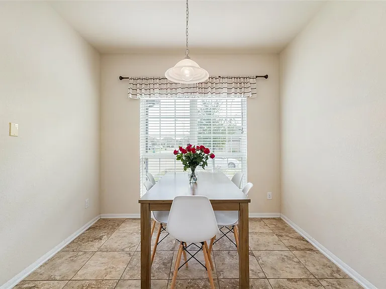 20102 Bayliss Manor Ln — Photo 13