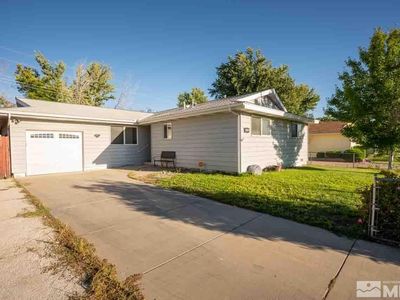 3260 Elaine Way, Sparks, NV, 89431