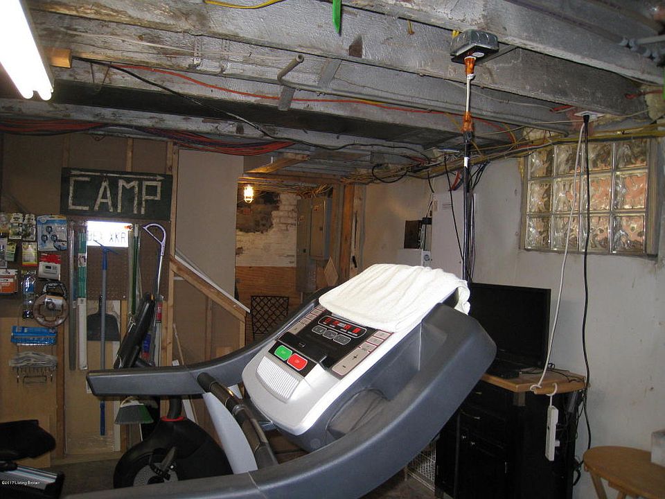 2nd image of 1222 Garvin Pl
