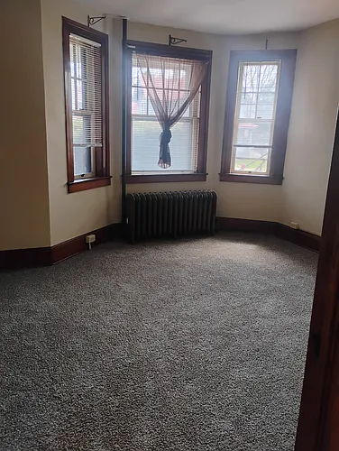 17 Watkins Ave #1 Photo 1