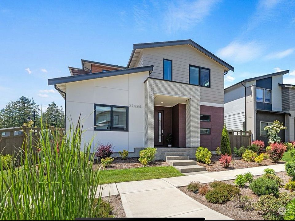 1st image of 33499 Golden Lakes Ln #33498