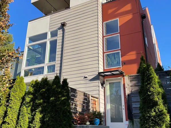 932 15th Ave, Seattle, WA 98122