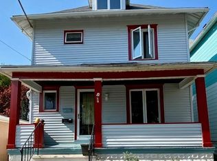 66 Baxter St, Buffalo, NY 14207