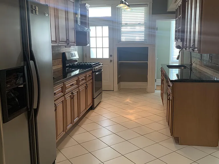 15332 Manchester Rd — Photo 9