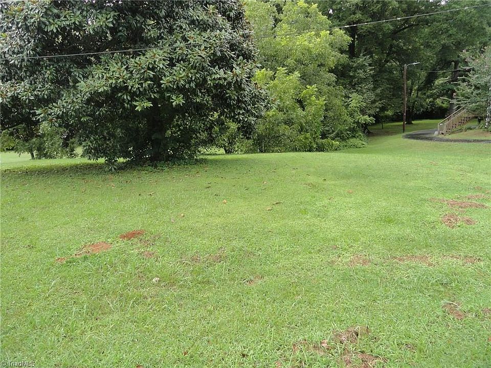 1st image of 908 Alice Dr