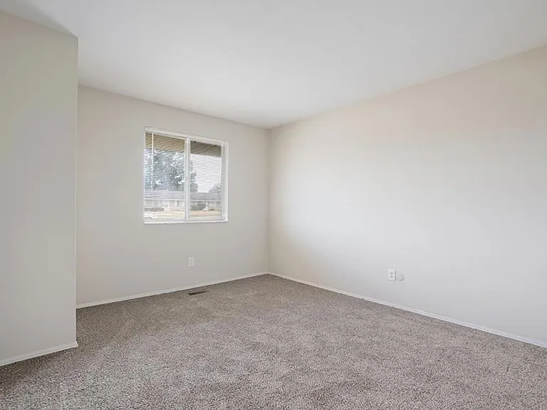 Maple Run Apartments - MAP — Photo 16