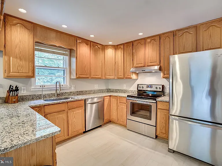 6405 Yates Ford Rd — Photo 4