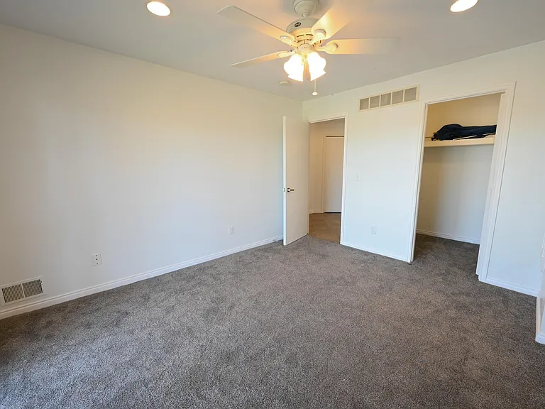 28777 Berwick Ct #1 — Photo 22