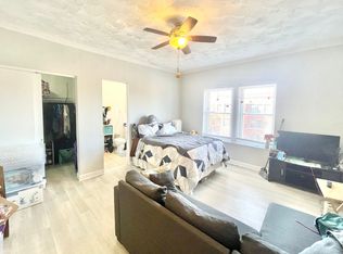 7620 N Sheridan Rd #7637-3W, Chicago, IL 60626