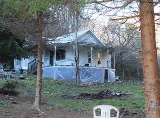 463 Rogers Cemetery Rd, Pennington Gap, VA 24277