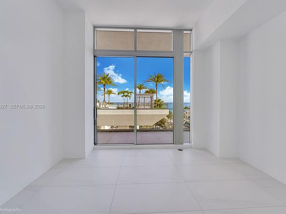 4th image of 153 N Seabreeze Blvd #4