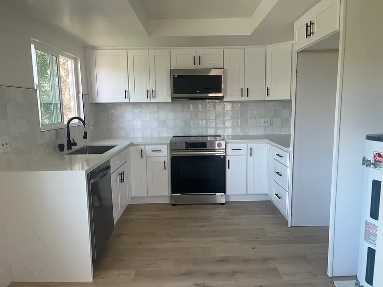 950 S Walnut St #15 — Photo 12