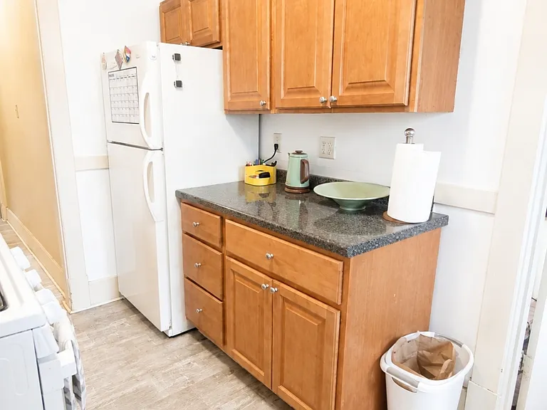 1631 Shady Ave #1 — Photo 11