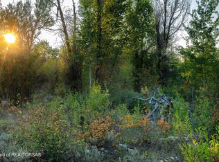 915 Cornice Ct, Victor, ID 83422