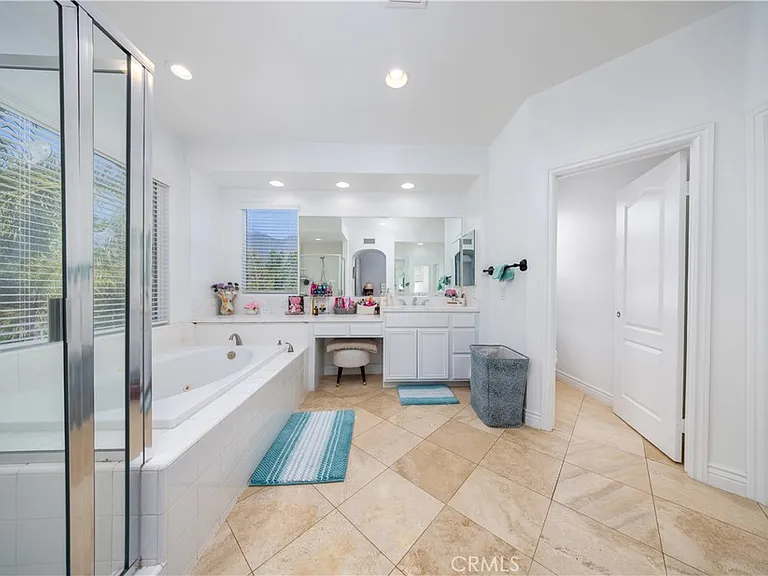 5457 Martingale Way — Photo 20