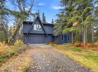 10020 Lone Tree Dr, Anchorage, AK 99507