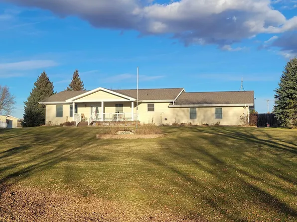5449 N Horizon Dr, North Platte, NE 69101