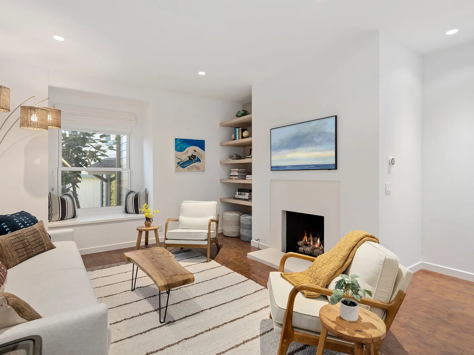 18 E Valerio St — Photo 4