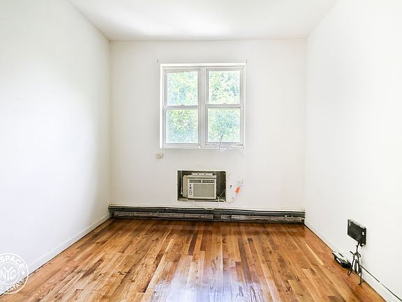 5th image of 923A Gates Ave #3