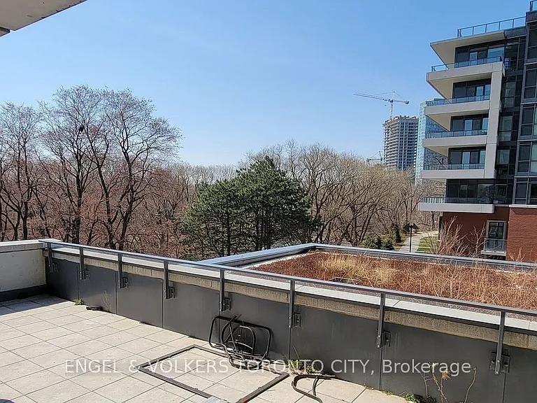 2220 Lake Shore Blvd W #302 — Photo 17