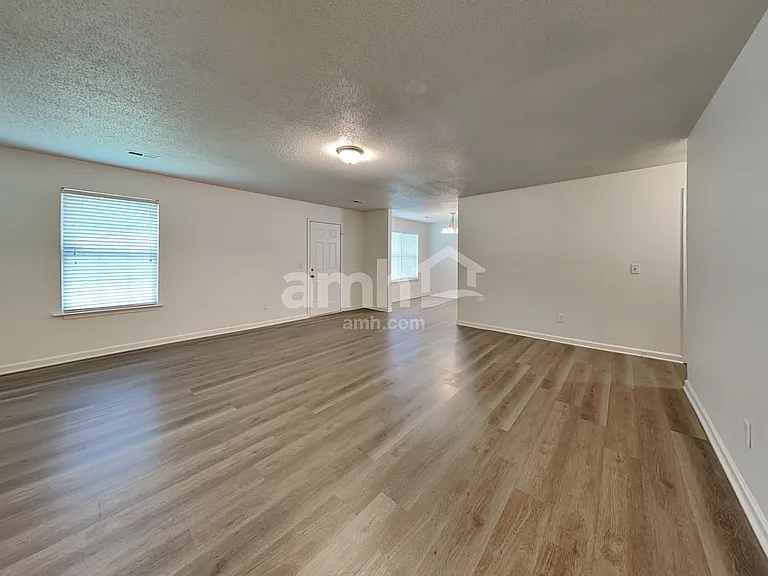 4020 Landerwood Dr — Photo 6