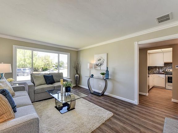 4th image of 6235 Hancock Ave