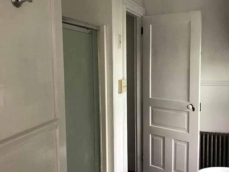 49 S Reading Ave — Photo 7