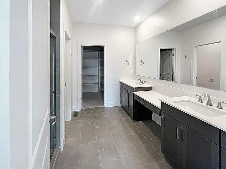 5457 S Polaris Ave — Photo 8