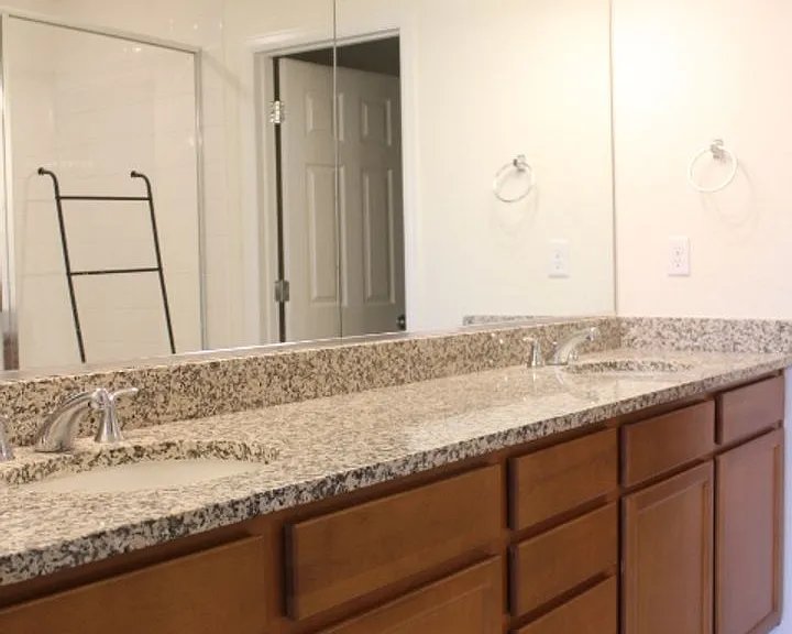 9992 W Victoria Pl #205 — Photo 25