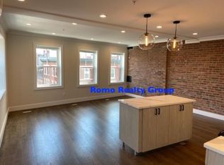 366 Hanover St #8, Boston, MA 02113