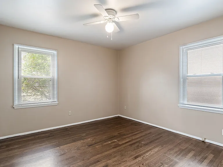 1310 E Columbia St #A — Photo 11