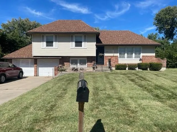 7816 Orville Ave, Kansas City, KS 66112