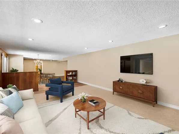 2304 Lewis St, Santa Ana, CA 92706