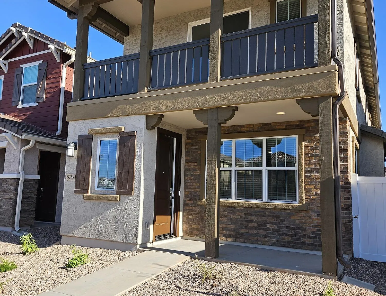 4 bed, 3.5 bath, 2028 sqft, $2,700 — Photo 2