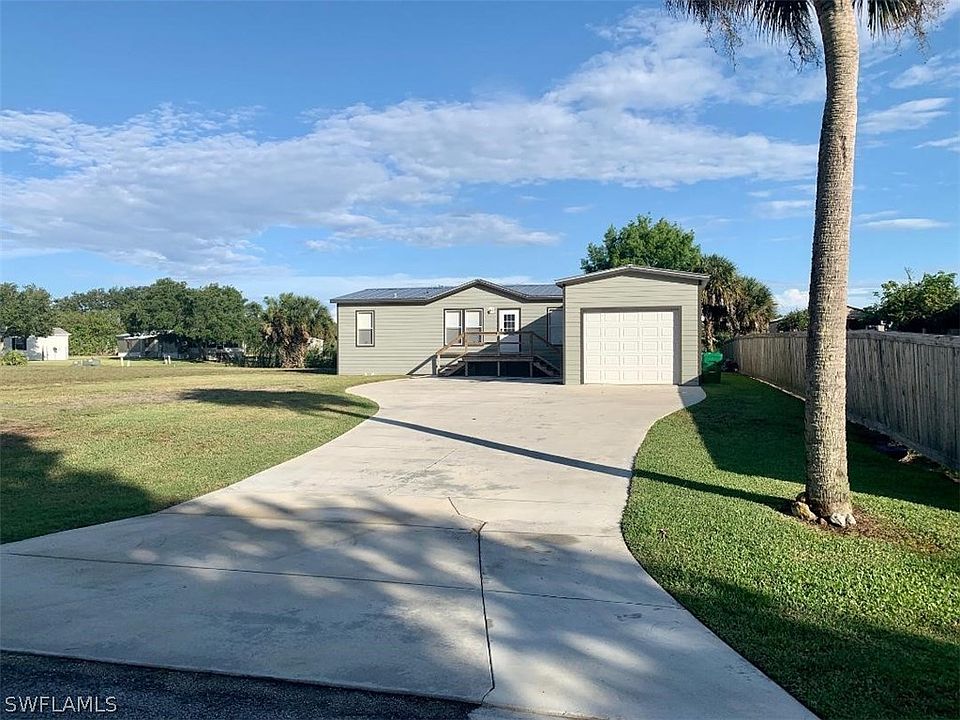 1102 E Miller Dr, Moore Haven, FL 33471 Zillow