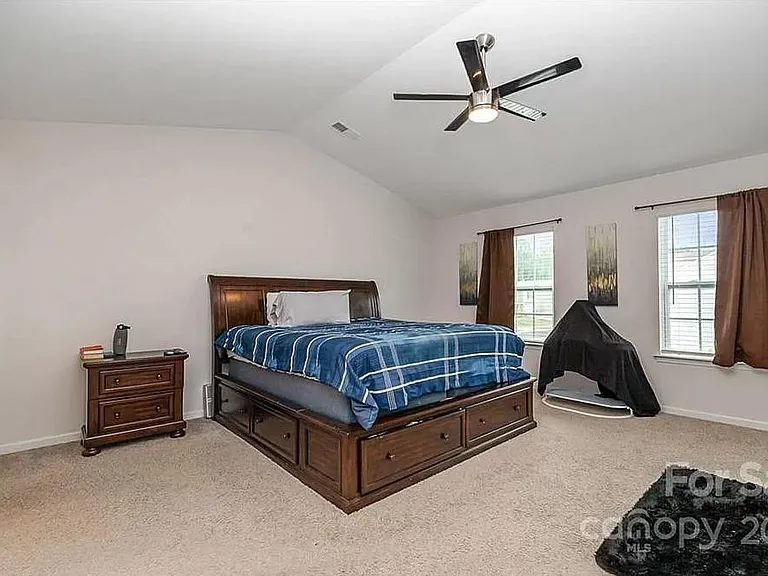 9807 Oak Barrel Ln — Photo 12