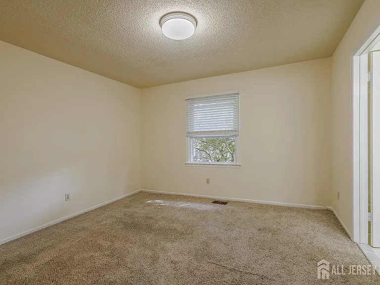 139 Baron Ln — Photo 22