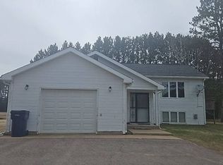 3559 S Hughes Rd, Hibbing, MN 55746
