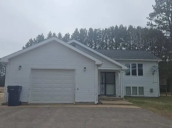 3559 S Hughes Rd, Hibbing, MN 55746