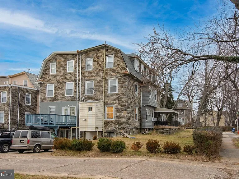 5400 Woodcrest Ave — Photo 50