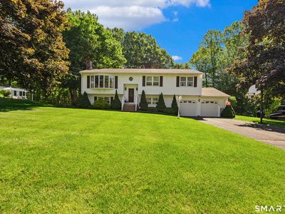 163 Sentinel Hill Road, North Haven, CT, 06473