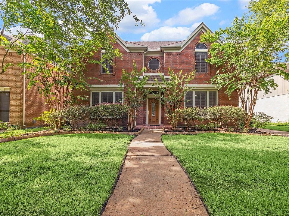 124 N Hall Dr, Sugar Land, TX 77478 MLS 85068637 Zillow