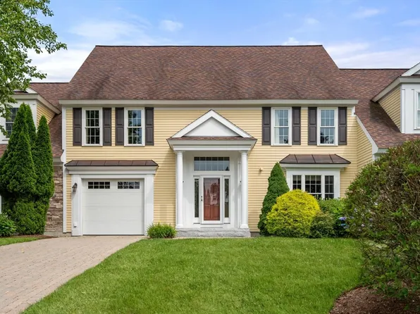 7 English Cmns #7, Topsfield, MA 01983