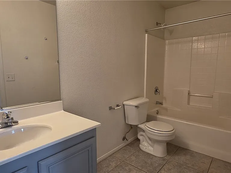3358 Hillside Garden Dr — Photo 24