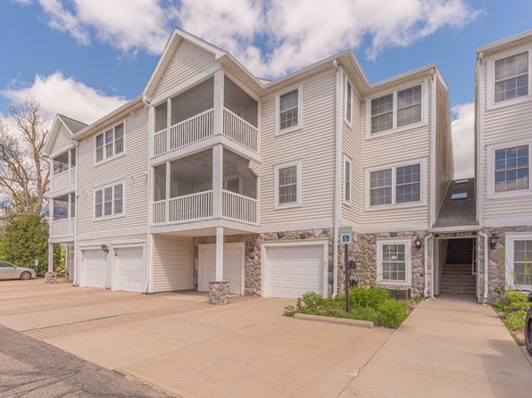 2211 S Main St #1