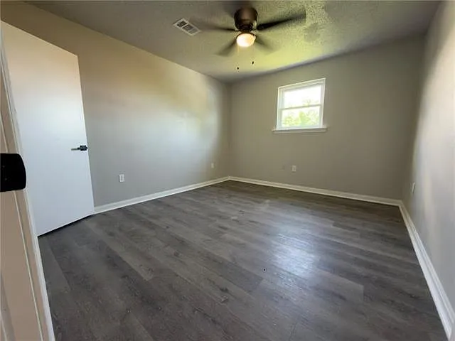1916 Feliciana St — Photo 2