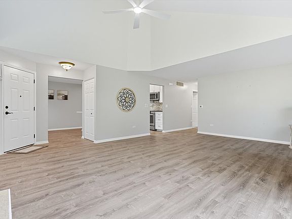 4th image of 6877 W Mount Vernon Ct #4-A