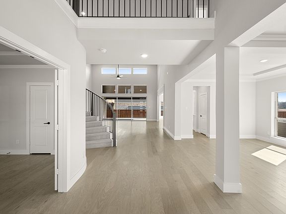 7th image of this home