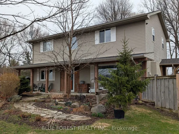 21948 Adelaide St N, Middlesex Centre, ON N0M 1C0