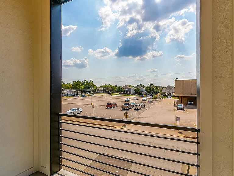 3135 McCart Ave #MC-2028 — Photo 3